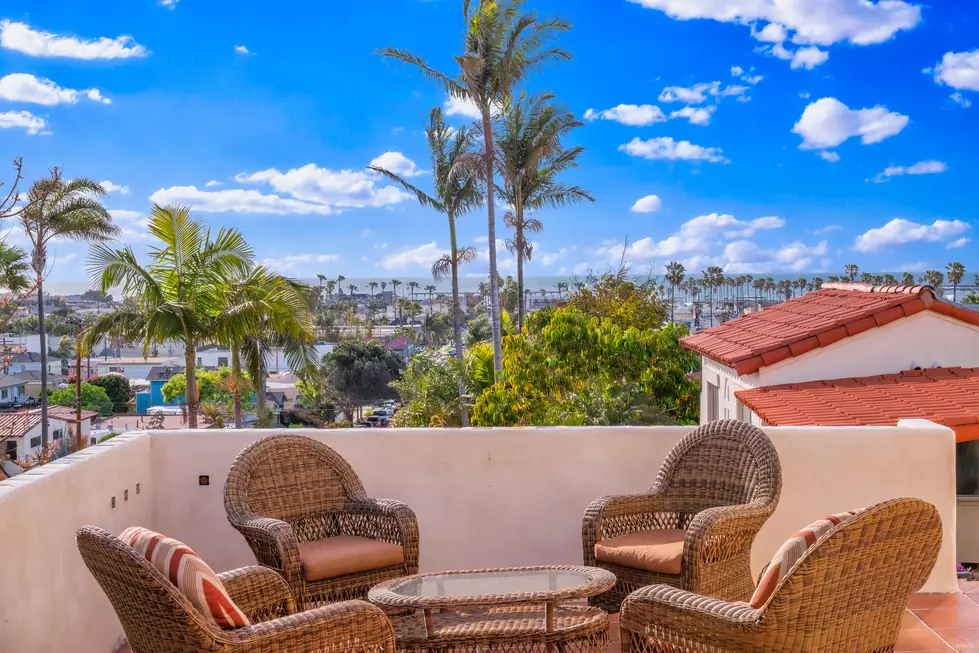 A San Diego property exterior, the kind of location used for an on-location portrait session